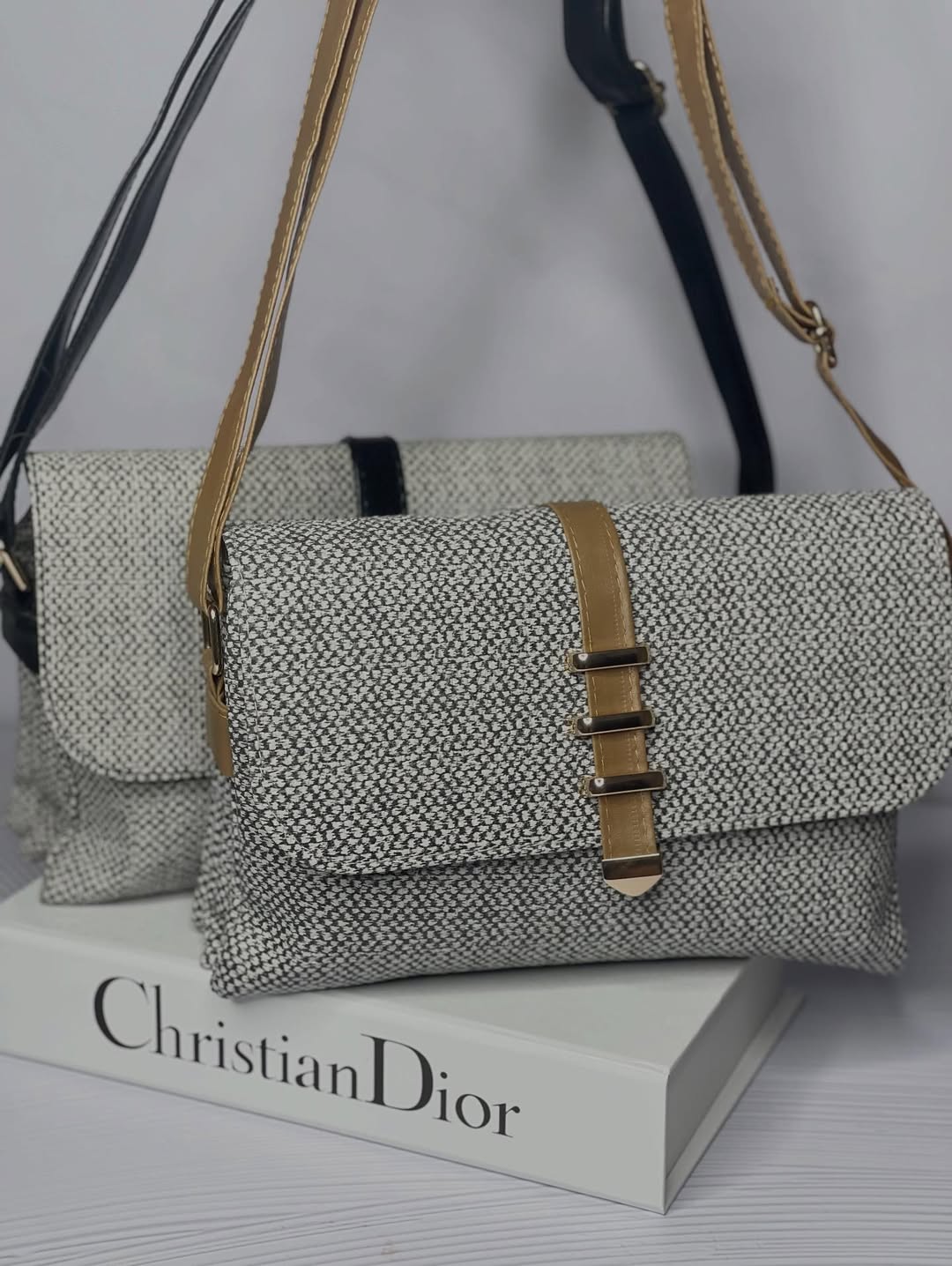 کیف پول زنانه سه خانه طرح کنف